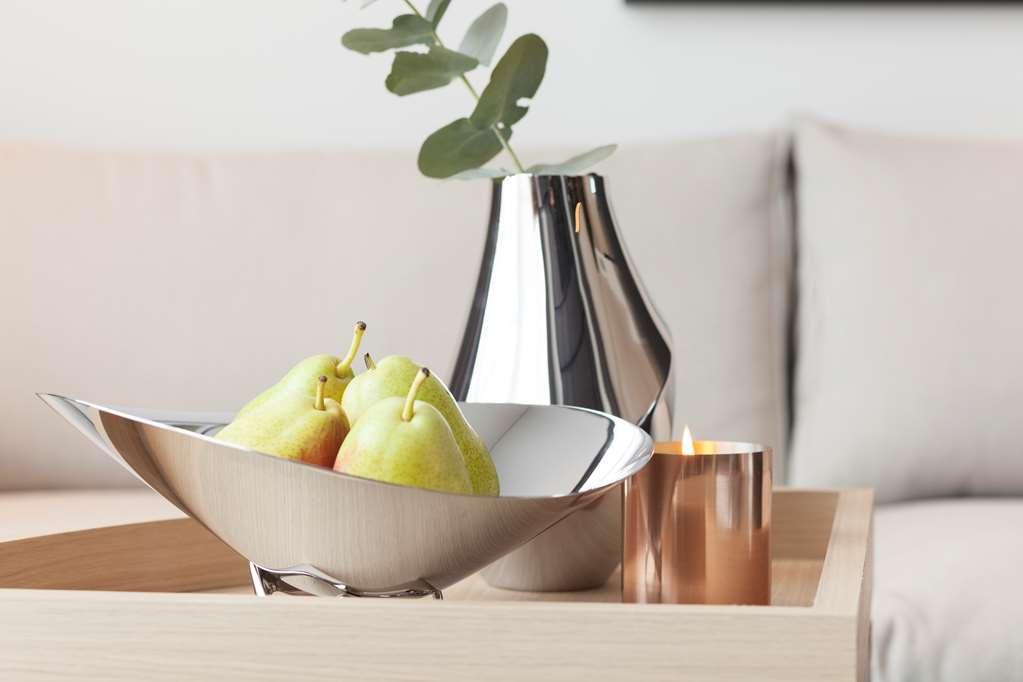 One Global Resorts Green Square Cité de Cité de Sydney Chambre photo Vases and bowls
