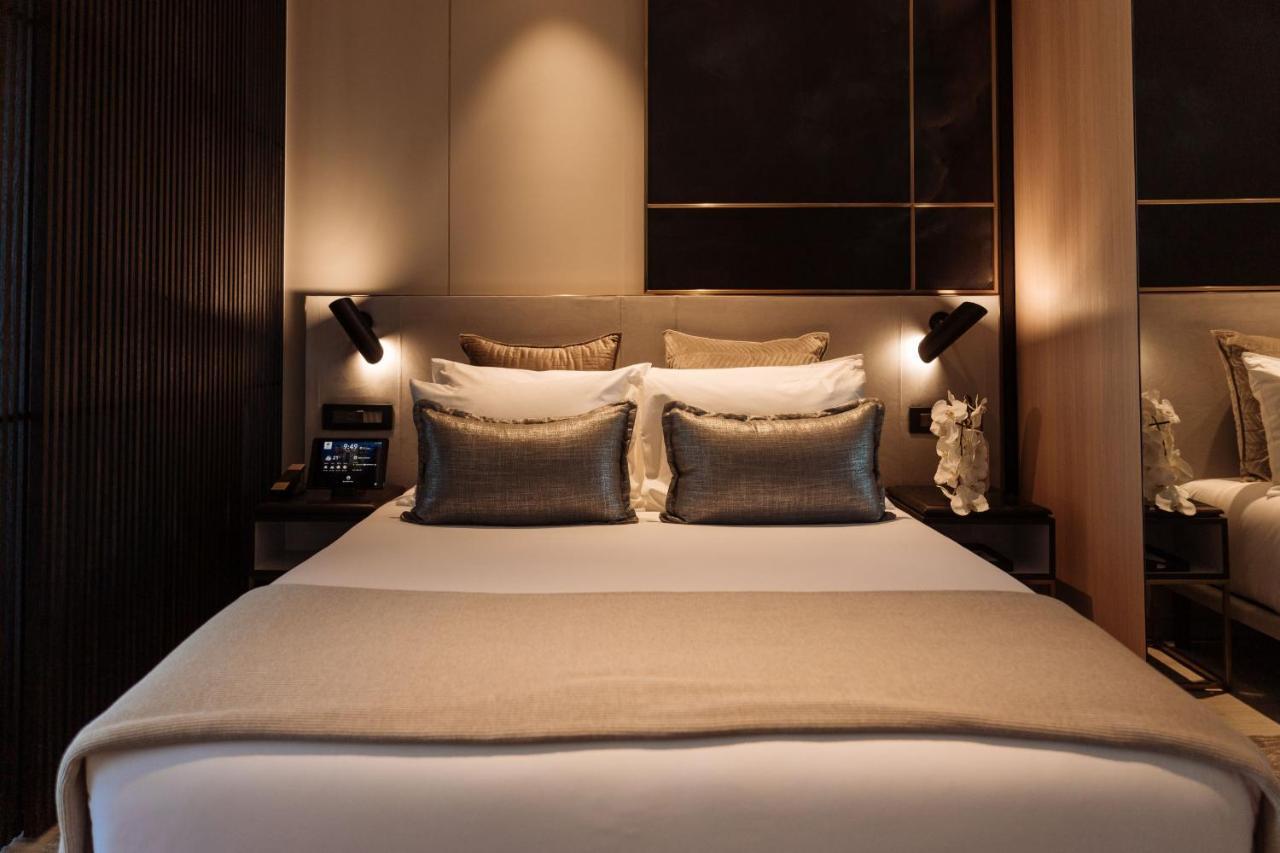 One Global Resorts Green Square Cité de Cité de Sydney Extérieur photo A bedroom at The Hari
